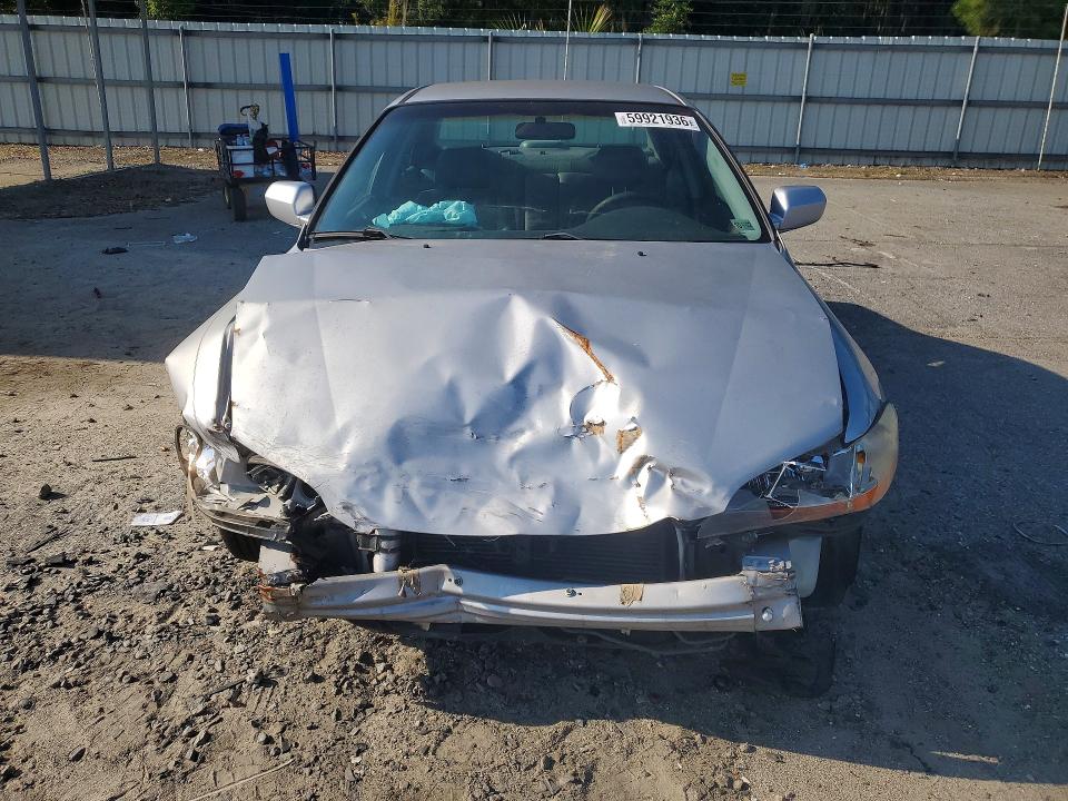 2000 Honda Accord მანქანა იყიდება აუქციონზე, vin: 1HGCG5643YA076240, აუქციონის ნომერი: 59921936
