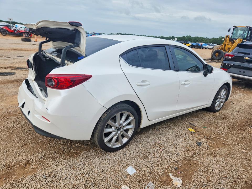 60699116 :رقم المزاد ، 3MZBN1V72HM113931 vin ، 2017 Mazda 3 مزاد بيع