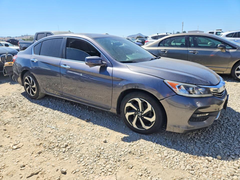 2016 Honda Accord მანქანა იყიდება აუქციონზე, vin: 1HGCR2F73GA135577, აუქციონის ნომერი: 59159676