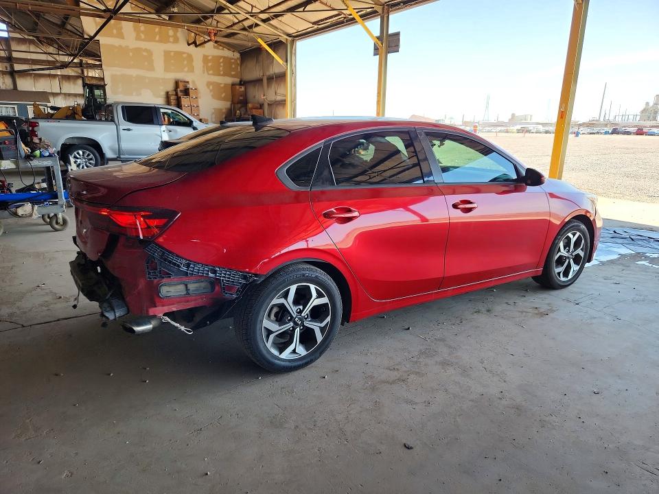 2019 Kia Forte მანქანა იყიდება აუქციონზე, vin: 3KPF24AD7KE043127, აუქციონის ნომერი: 62497746