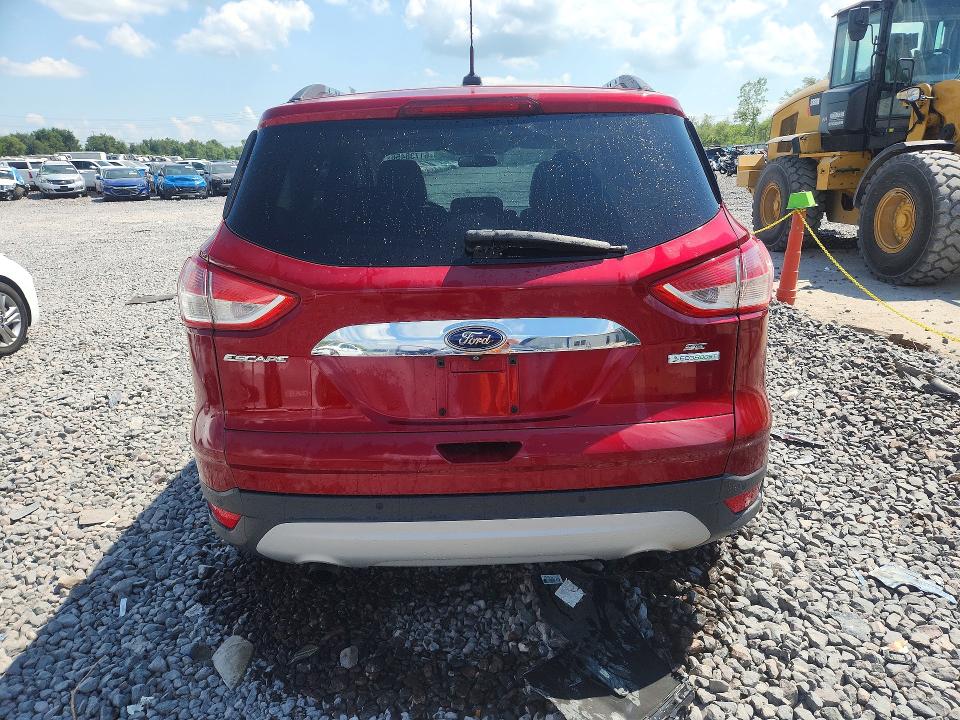 61738456 :رقم المزاد ، 1FMCU0GX4FUC21604 vin ، 2015 Ford Escape مزاد بيع