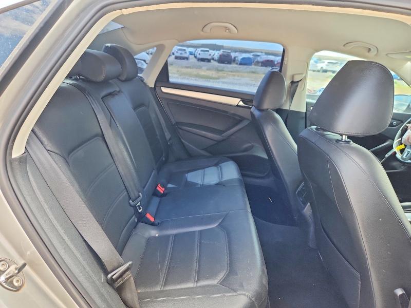 61721716 :رقم المزاد ، 1VWBH7A31DC016938 vin ، 2013 Volkswagen Passat مزاد بيع