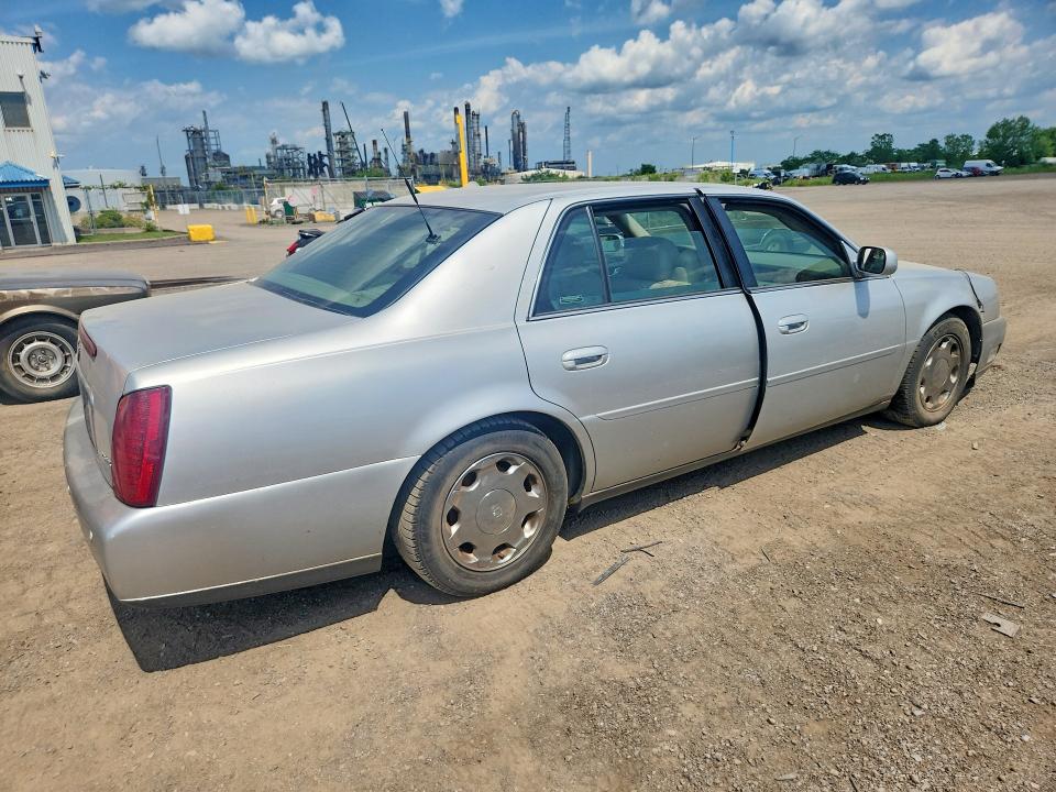 60292706 :رقم المزاد ، 1G6KE54Y9YU295811 vin ، 2000 Cadillac Deville مزاد بيع