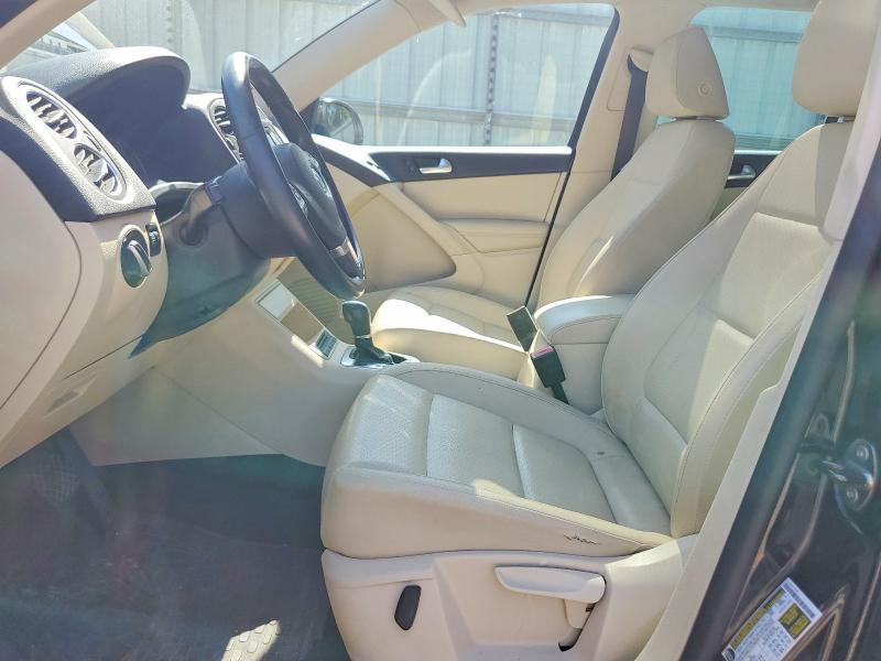 Продажа на аукционе авто 2011 Volkswagen Tiguan, vin: WVGBV7AX6BW500528, номер лота: 61573856