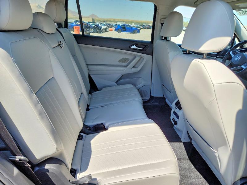 61406156 :رقم المزاد ، 3VV3B7AX0PM134785 vin ، 2023 Volkswagen Tiguan مزاد بيع
