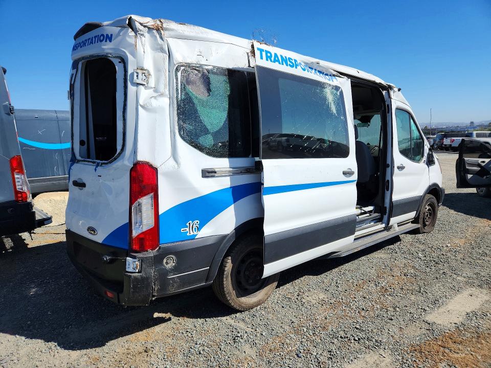 58991816 :رقم المزاد ، 1FTYE2CM8KKB72492 vin ، 2019 Ford Transit مزاد بيع