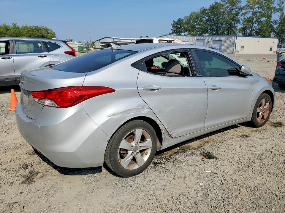 2013 Hyundai Elantra მანქანა იყიდება აუქციონზე, vin: KMHDH4AE7DU530620, აუქციონის ნომერი: 61687776