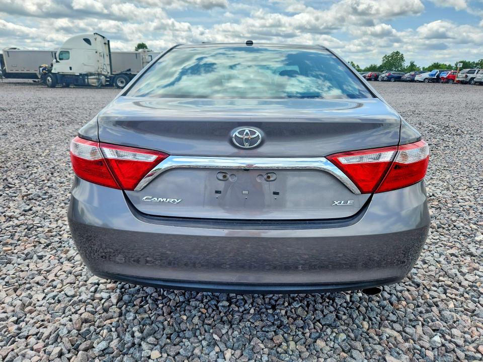 2016 Toyota Camry მანქანა იყიდება აუქციონზე, vin: 4T1BF1FK6GU595604, აუქციონის ნომერი: 61806166