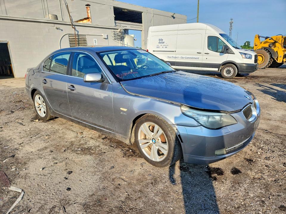 60441446 :رقم المزاد ، WBANV1C52AC156560 vin ، 2010 Bmw 528 مزاد بيع