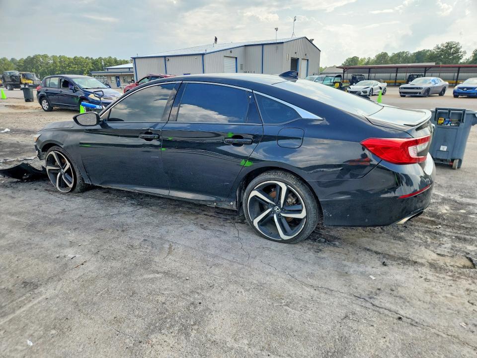 Продаж на аукціоні авто 2018 Honda Accord, vin: 1HGCV1F30JA048293, номер лоту: 63384726