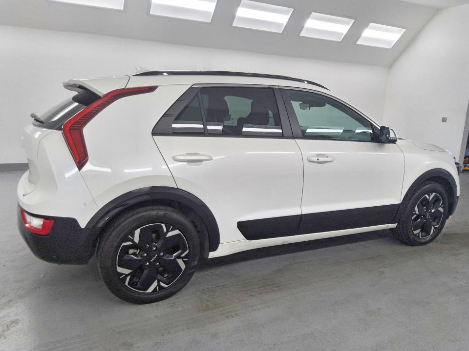 Продаж на аукціоні авто 2023 Kia Niro, vin: KNDCR3L15P5026048, номер лоту: 59896716