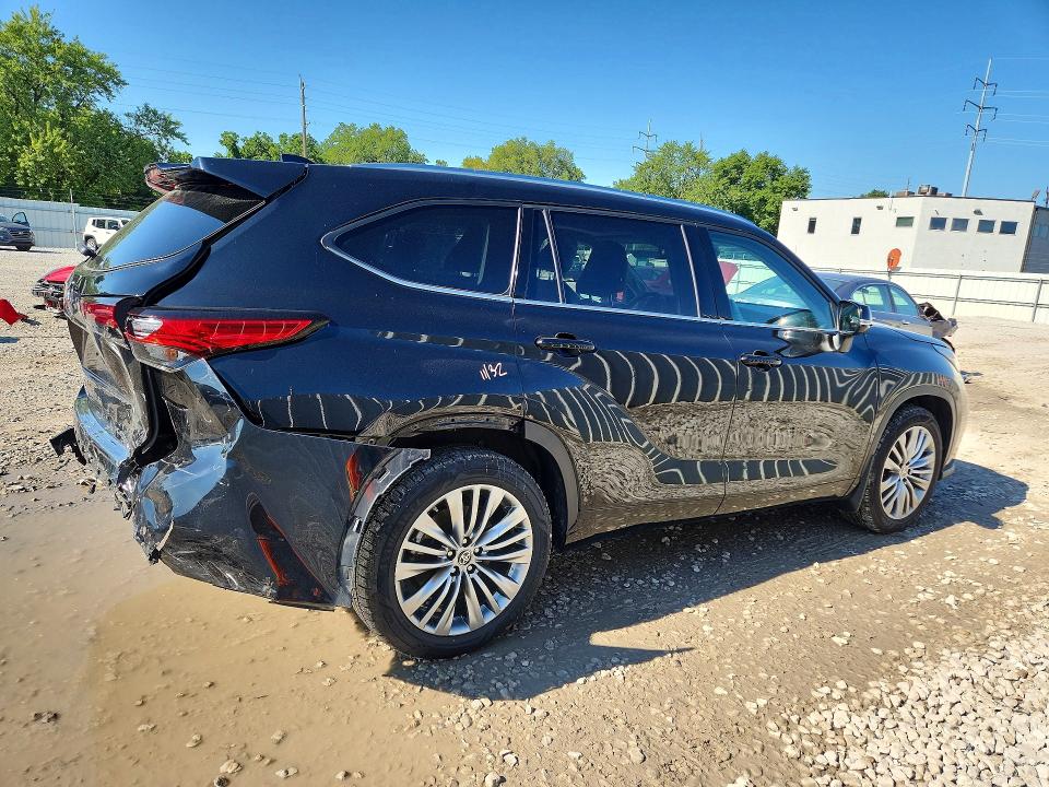 Aukcja sprzedaży 2022 Toyota Highlander, vin: 5TDFZRBH6NS224465, numer aukcji: 62924876