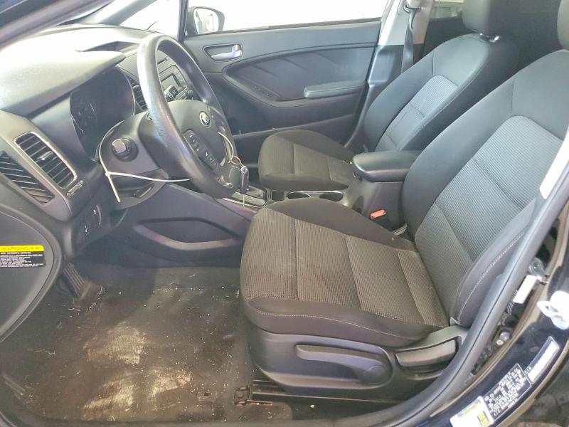 2017 Kia Forte მანქანა იყიდება აუქციონზე, vin: 3KPFK4A77HE136748, აუქციონის ნომერი: 61425856