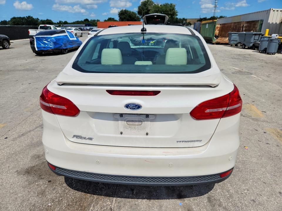 Продажа на аукционе авто 2017 Ford Focus, vin: 1FADP3J27HL269871, номер лота: 62056056