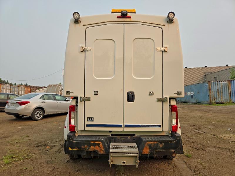 Продажа на аукционе авто 2018 Ford F350, vin: 1FT8X3D6XJEC30745, номер лота: 58745256