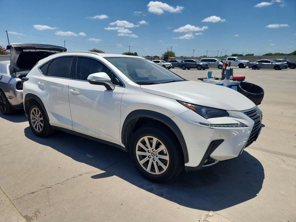 Продажа на аукционе авто 2021 Lexus Nx 300, vin: JTJDARBZ7M5023411, номер лота: 62781016