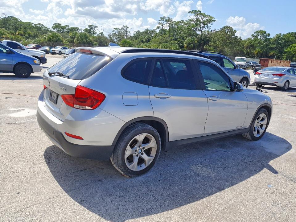 Продаж на аукціоні авто 2015 Bmw X1, vin: WBAVM1C54FV316422, номер лоту: 61861246