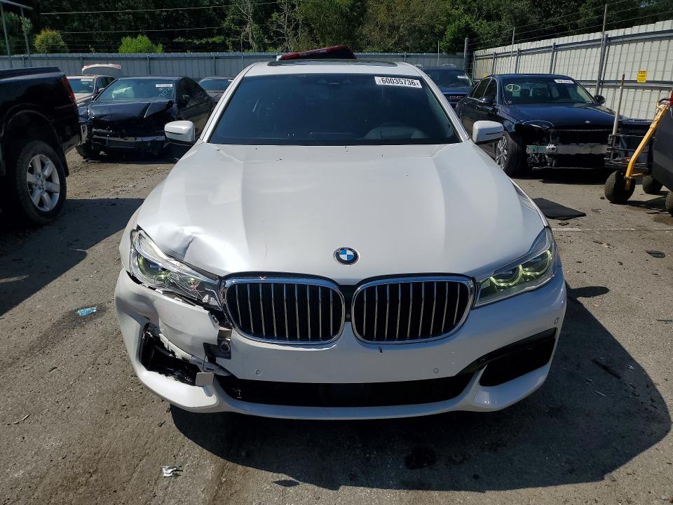 60035736 :رقم المزاد ، WBA7F0C52KGM25764 vin ، 2019 Bmw 750 مزاد بيع