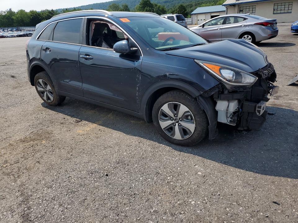 2018 Kia Niro მანქანა იყიდება აუქციონზე, vin: KNDCM3LD5J5136274, აუქციონის ნომერი: 61295296