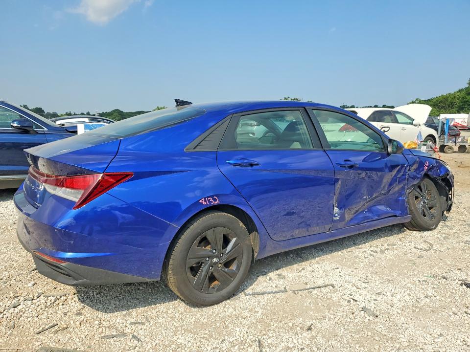 57746636 :رقم المزاد ، 5NPLM4AG1MH001087 vin ، 2021 Hyundai Elantra مزاد بيع