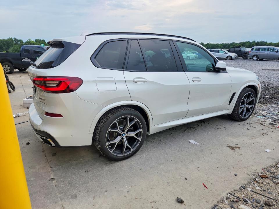 61547266 :رقم المزاد ، 5UXCR4C06M9F75244 vin ، 2021 Bmw X5 مزاد بيع