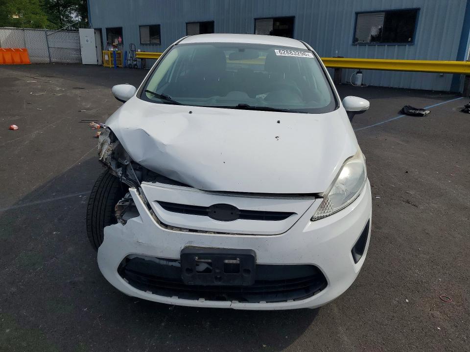 62883296 :رقم المزاد ، 3FADP4EJ5DM172961 vin ، 2013 Ford Fiesta مزاد بيع