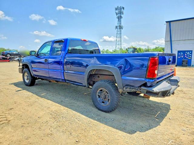 61812766 :رقم المزاد ، 1GCHK29U04E245842 vin ، 2004 Chevrolet Silverado مزاد بيع