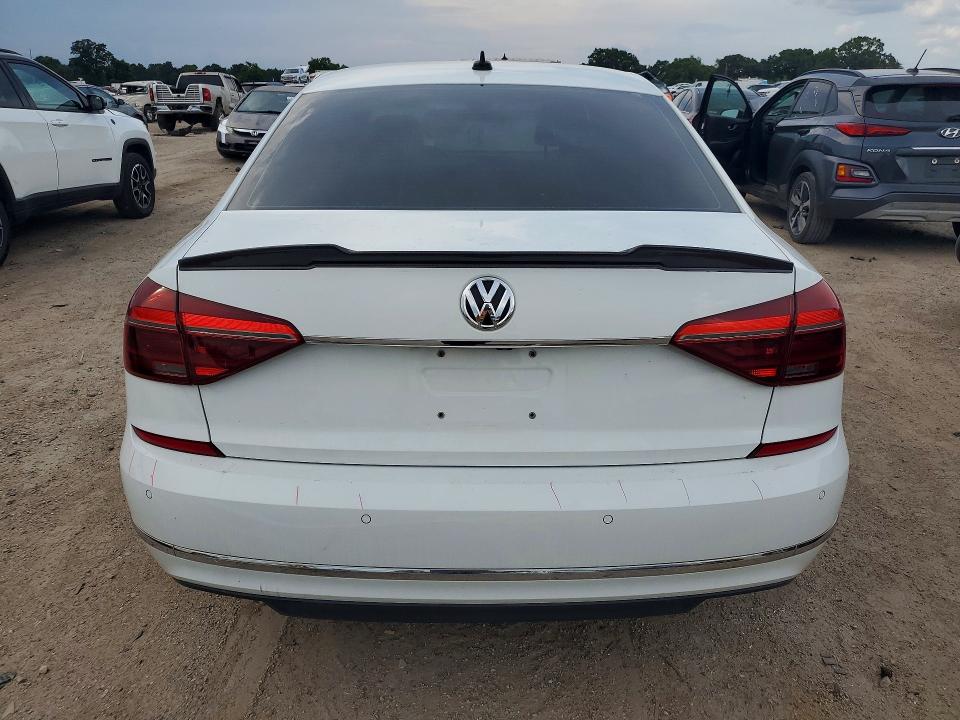 2017 Volkswagen Passat მანქანა იყიდება აუქციონზე, vin: 1VWCM7A34HC085032, აუქციონის ნომერი: 59621356