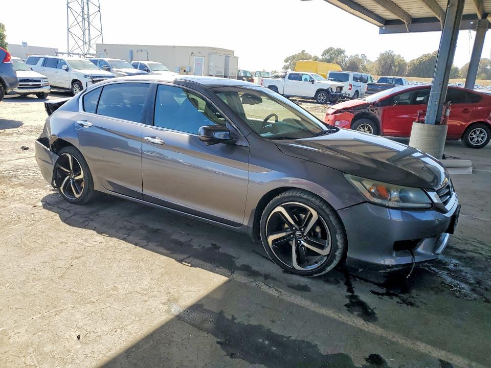 Продажа на аукционе авто 2013 Honda Accord, vin: 1HGCR2F89DA027131, номер лота: 59229656