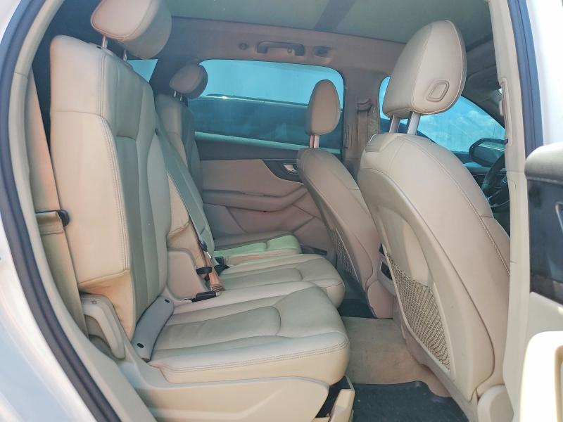 Продаж на аукціоні авто 2018 Audi Q7, vin: WA1LAAF7XJD034262, номер лоту: 61730546