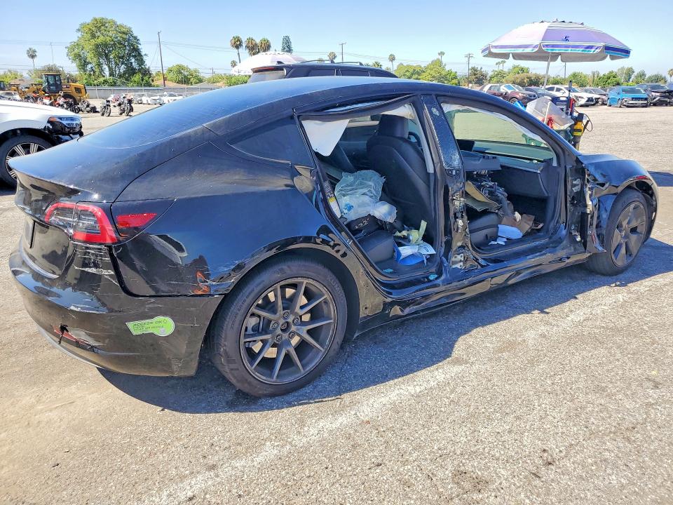 Продажа на аукционе авто 2023 Tesla Model 3, vin: 5YJ3E1EA3PF549581, номер лота: 62358806