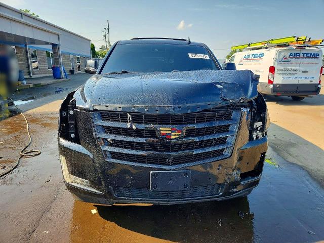 Продажа на аукционе авто 2018 Cadillac Escalade, vin: 1GYS4HKJ1JR209160, номер лота: 85791675