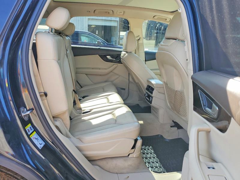 Продаж на аукціоні авто 2017 Audi Q7, vin: WA1VAAF77HD057274, номер лоту: 60272136