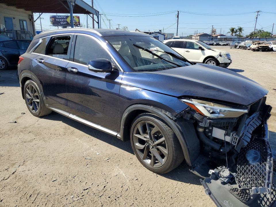 61864076 :رقم المزاد ، 3PCAJ5M16KF110735 vin ، 2019 Infiniti Qx50 مزاد بيع