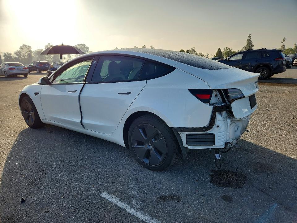 61957456 :رقم المزاد ، 5YJ3E1EA7NF124510 vin ، 2022 Tesla Model 3 مزاد بيع