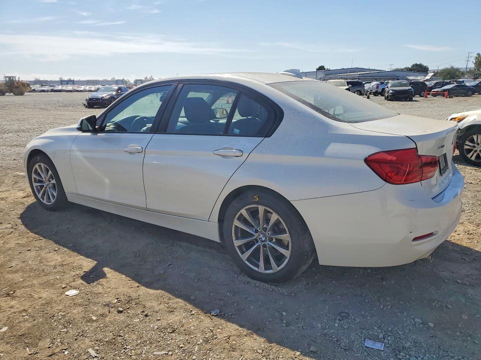 Продаж на аукціоні авто 2018 Bmw 320, vin: WBA8A3C5XJA487127, номер лоту: 62117286