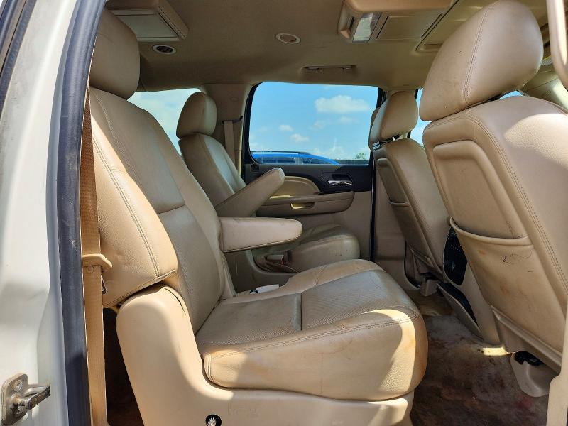 Продажа на аукционе авто 2014 Gmc Yukon Xl, vin: 1GKS1MEF9ER139514, номер лота: 61692206