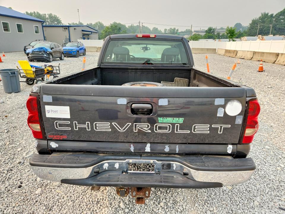 Продаж на аукціоні авто 2004 Chevrolet Silverado, vin: 2GCEC19T241180172, номер лоту: 61415346
