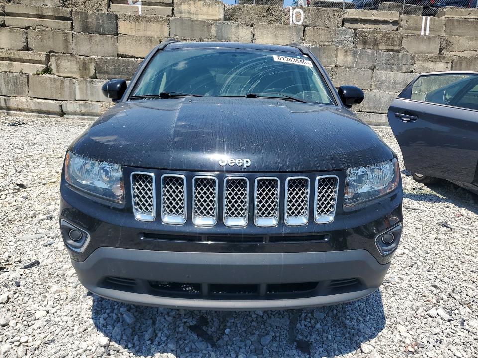 61363546 :رقم المزاد ، 1C4NJDEBXHD177521 vin ، 2017 Jeep Compass مزاد بيع