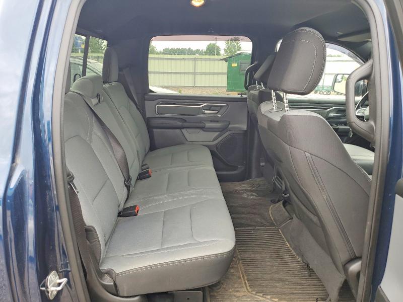 62818816 :رقم المزاد ، 1C6RRFFG1NN181633 vin ، 2022 Ram 1500 مزاد بيع