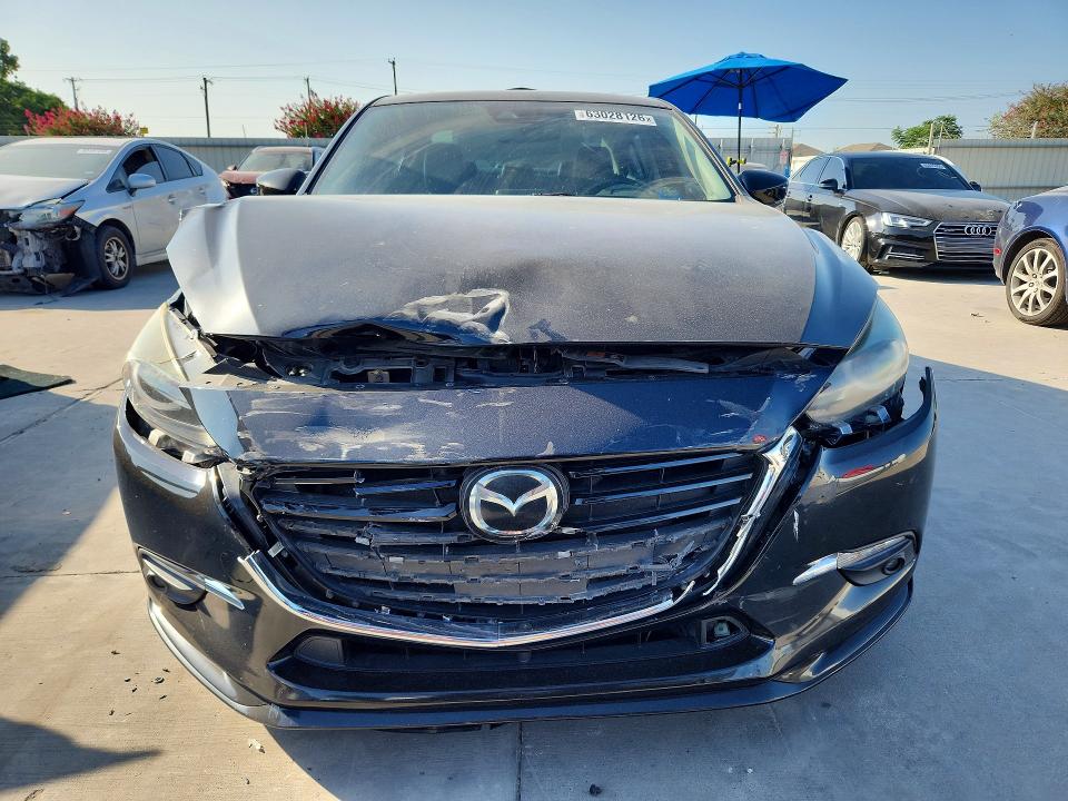2018 Mazda 3 მანქანა იყიდება აუქციონზე, vin: 3MZBN1W38JM229104, აუქციონის ნომერი: 63028126
