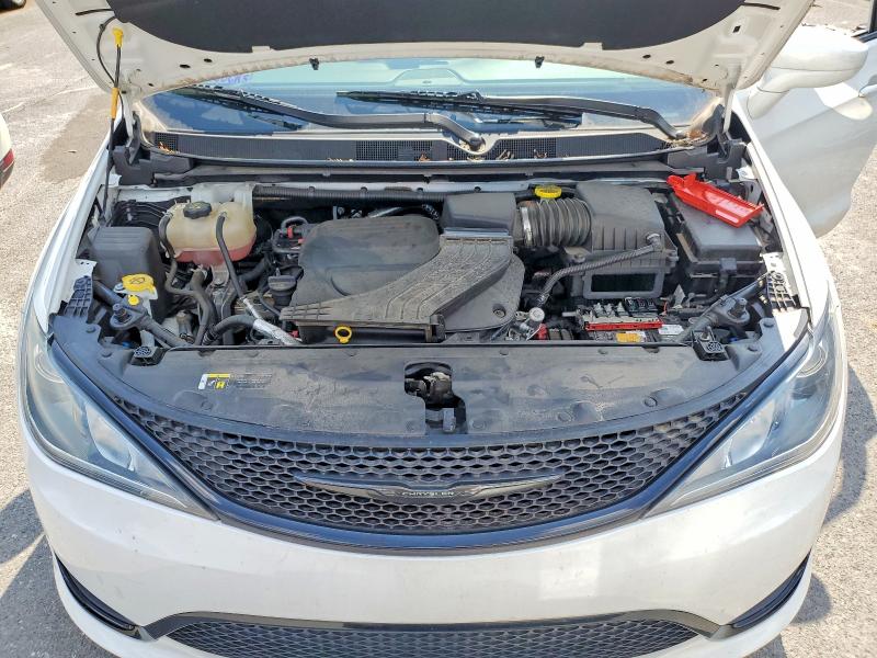 Продажа на аукционе авто 2019 Chrysler Pacifica, vin: 2C4RC1FGXKR506808, номер лота: 60583286