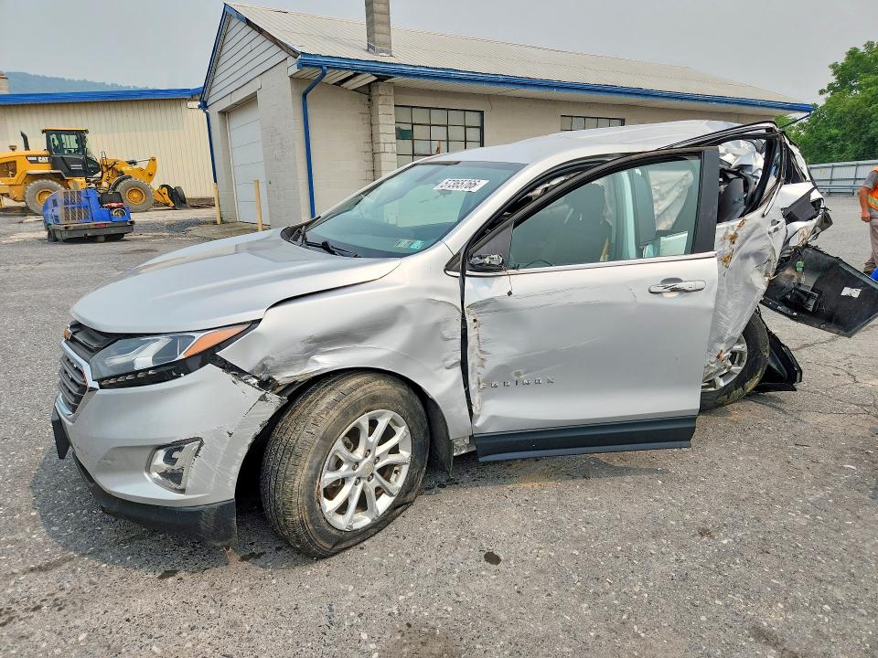 Продажа на аукционе авто 2018 Chevrolet Equinox, vin: 2GNAXSEVXJ6302878, номер лота: 57365766