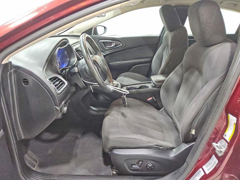 60199986 :رقم المزاد ، 1C3CCCAB0FN670007 vin ، 2015 Chrysler 200 مزاد بيع