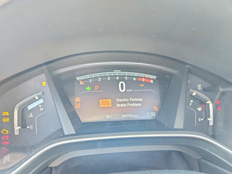 63492576 :رقم المزاد ، 2HKRW2H51JH672638 vin ، 2018 Honda Cr-v مزاد بيع