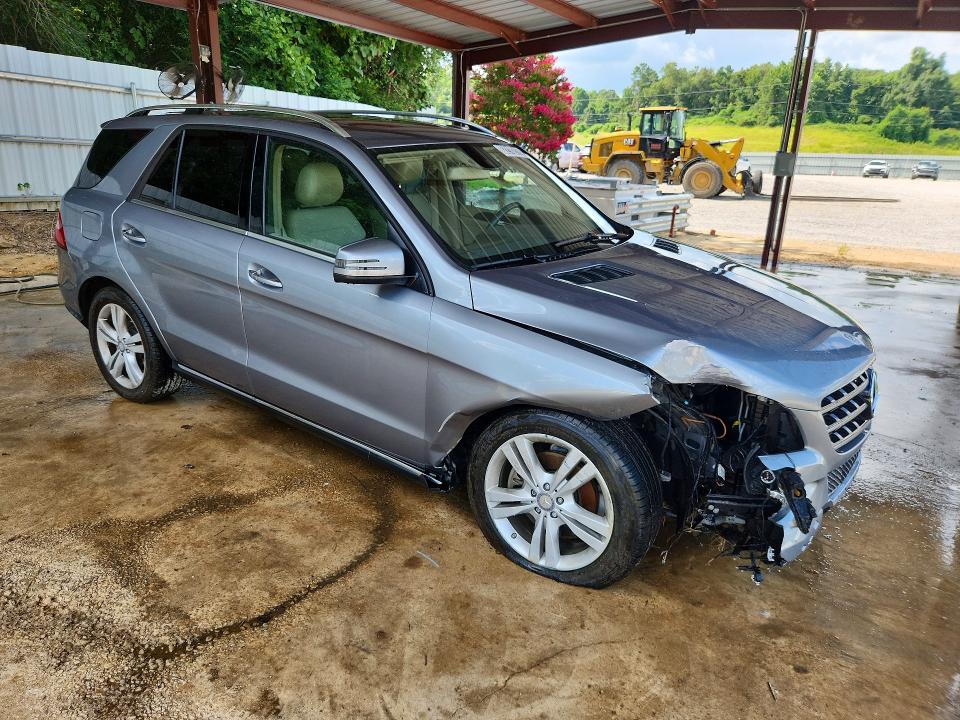 62210216 :رقم المزاد ، 4JGDA5JB8EA436815 vin ، 2014 Mercedes-benz Ml مزاد بيع