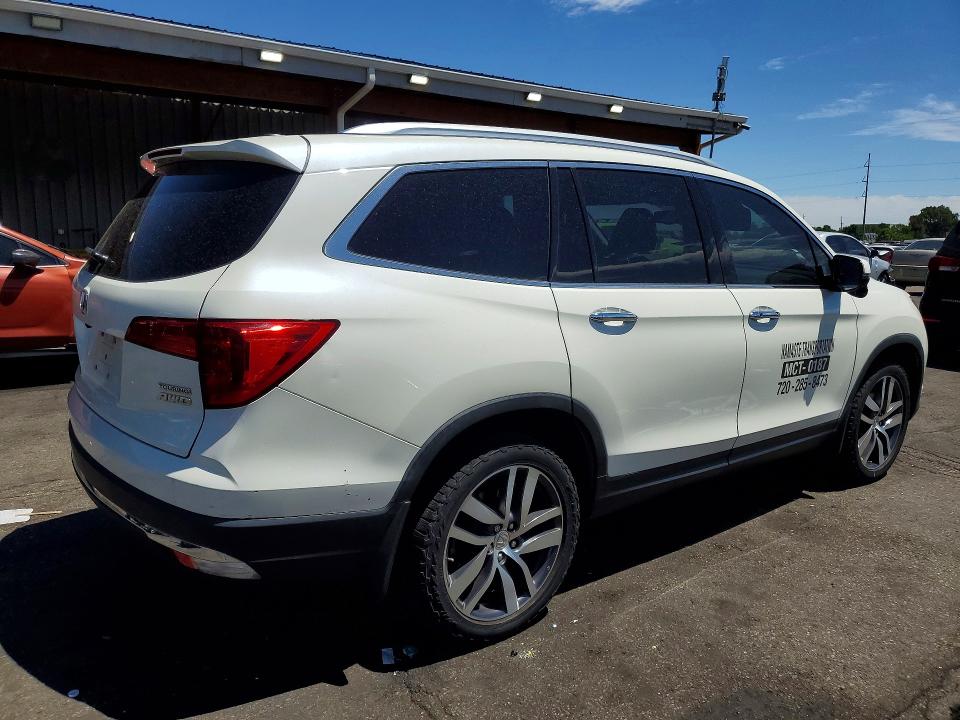 60446406 :رقم المزاد ، 5FNYF6H90HB082655 vin ، 2017 Honda Pilot مزاد بيع