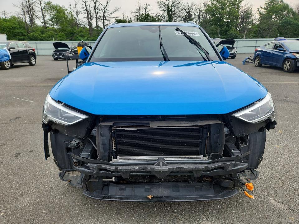 Продаж на аукціоні авто 2020 Audi Q3, vin: WA1FECF36L1038694, номер лоту: 61599606
