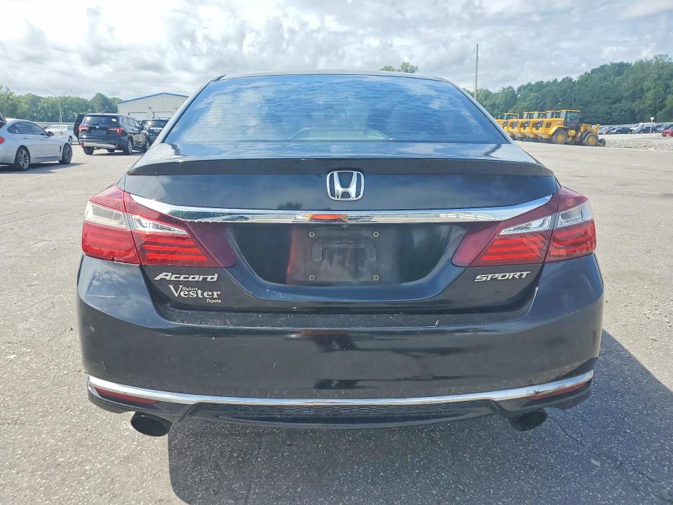 Продажа на аукционе авто 2017 Honda Accord, vin: 1HGCR2F57HA164306, номер лота: 61085436