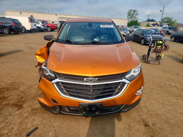 Продажа на аукционе авто 2018 Chevrolet Equinox, vin: 2GNAXREV0J6126285, номер лота: 63073416